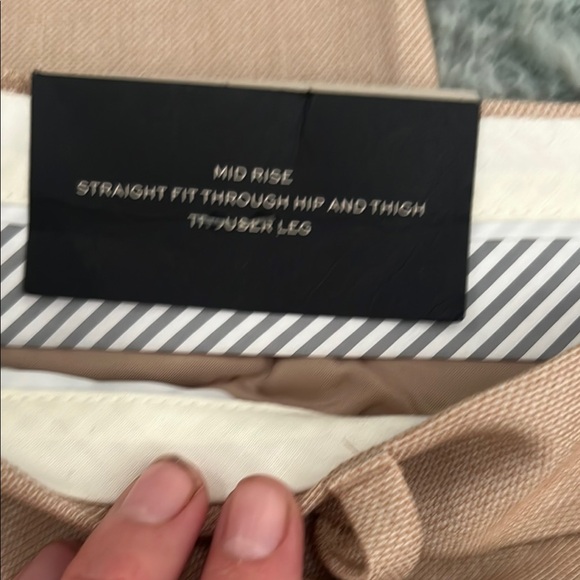 Banana Republic Logan Trouser - Picture 5 of 5